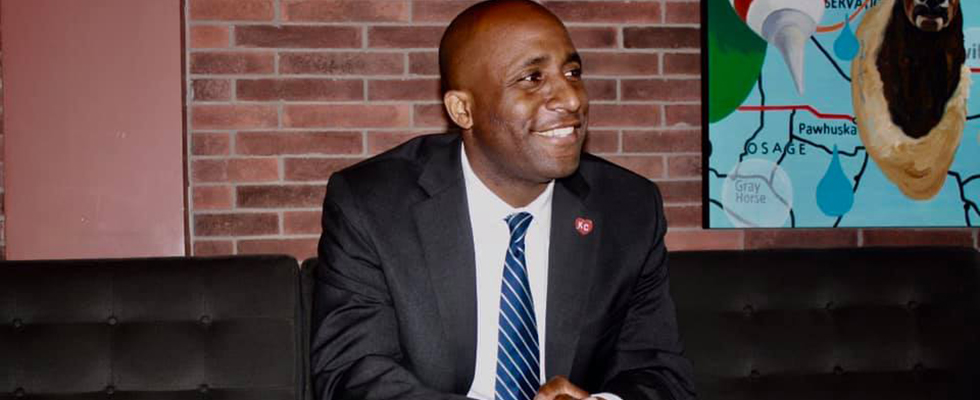 Mayor Lucas listening to residents